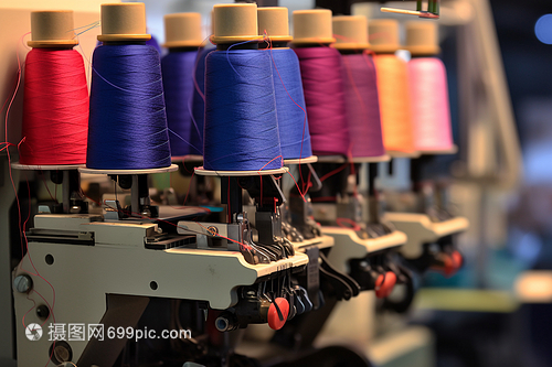 縫紉機上的細致紗線 紡織品的藝術(shù)與匠心